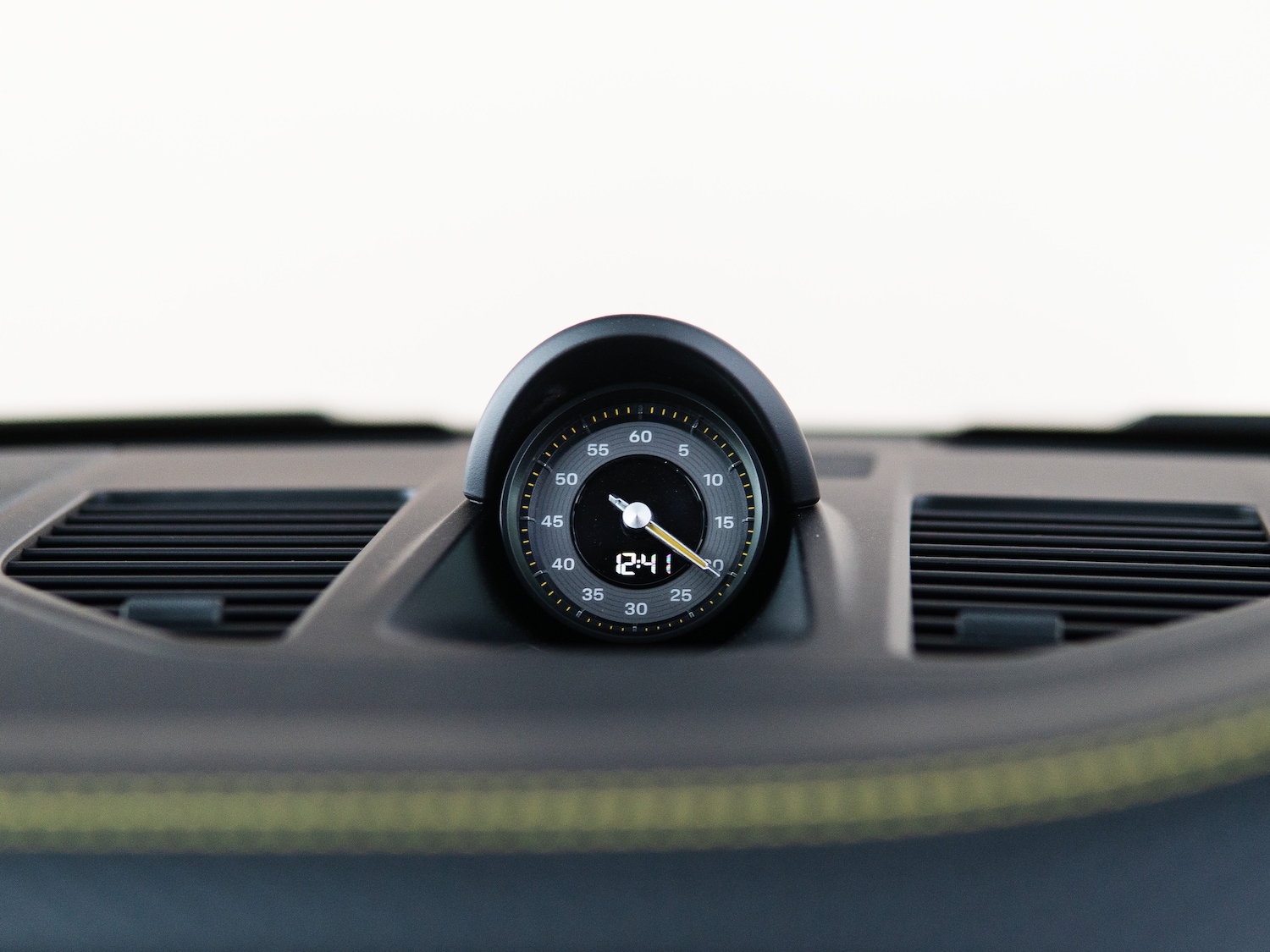 Used Porsche 911 2025 for sale - 77341166: Photo 10