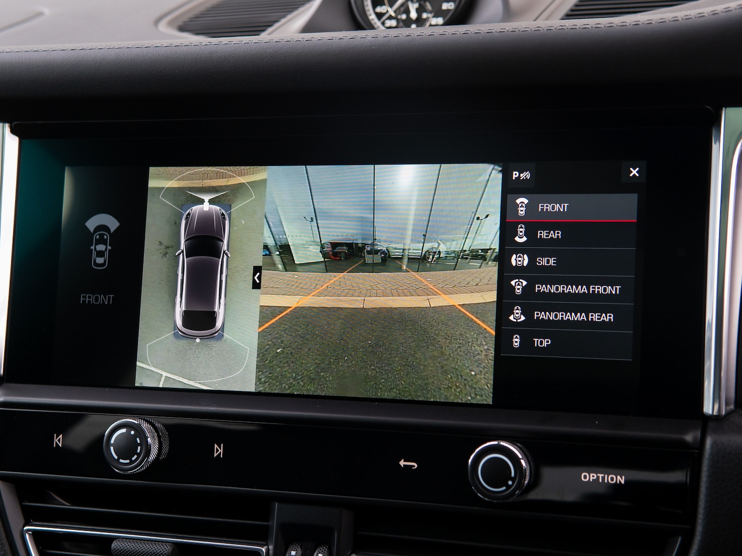 Used Porsche Macan 2024 for sale - 77989779: Photo 11