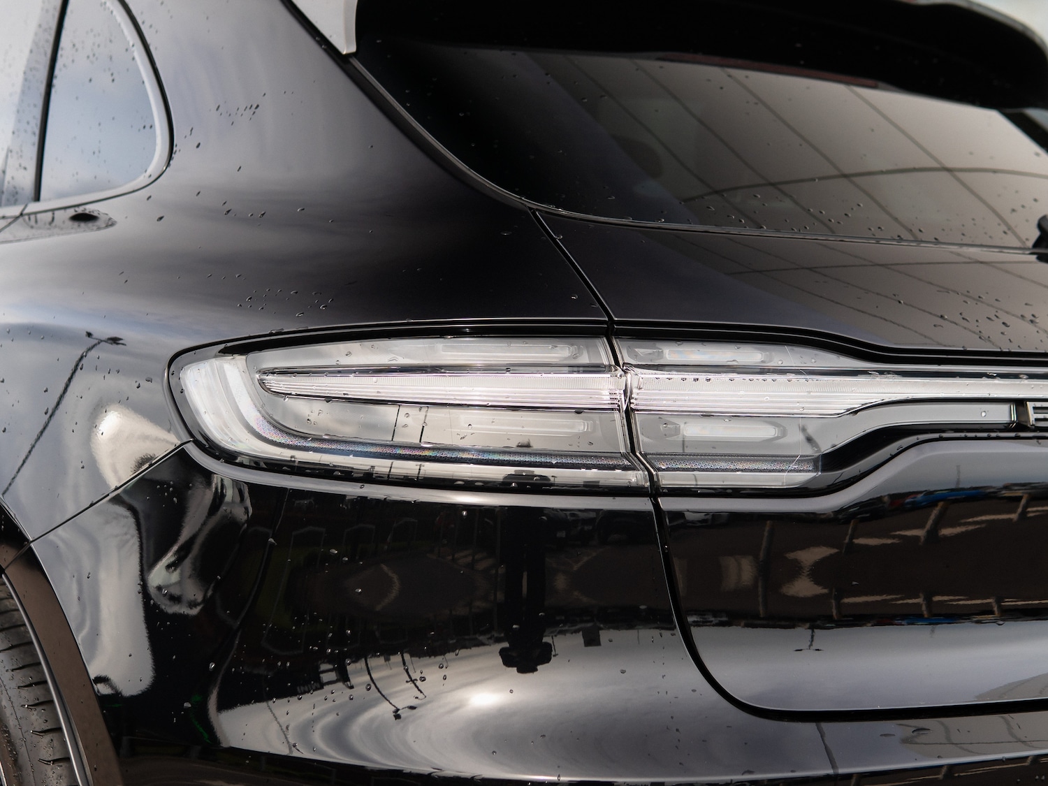 Used Porsche Macan 2024 for sale - 77989779: Photo 40