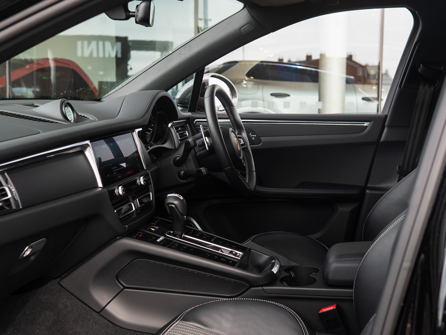 Used Porsche Macan 2024 for sale - 77989779: Photo 8