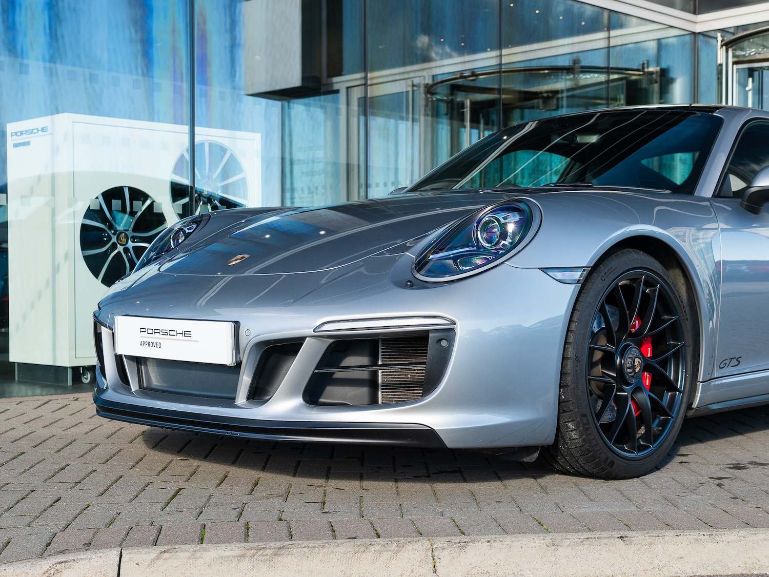 Used Porsche 911 2017 for sale - 76355987: Photo 14