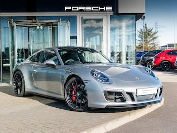 2017 - 3.0T 991 Carrera 4 GTS Coupe 2dr Petrol PDK 4WD Euro 6 (s/s) (450 ps)