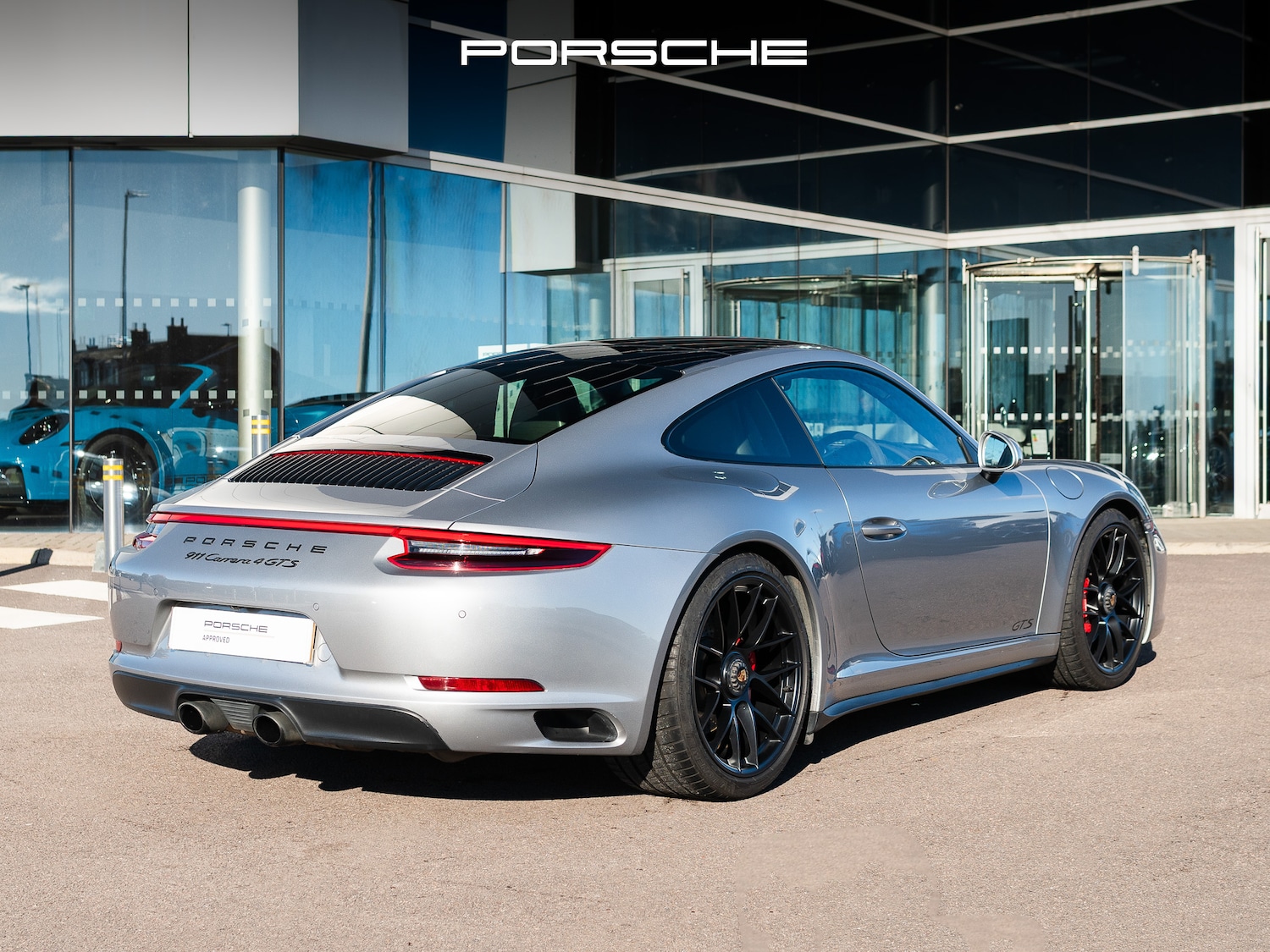 Used Porsche 911 2017 for sale - 76355987: Photo 2