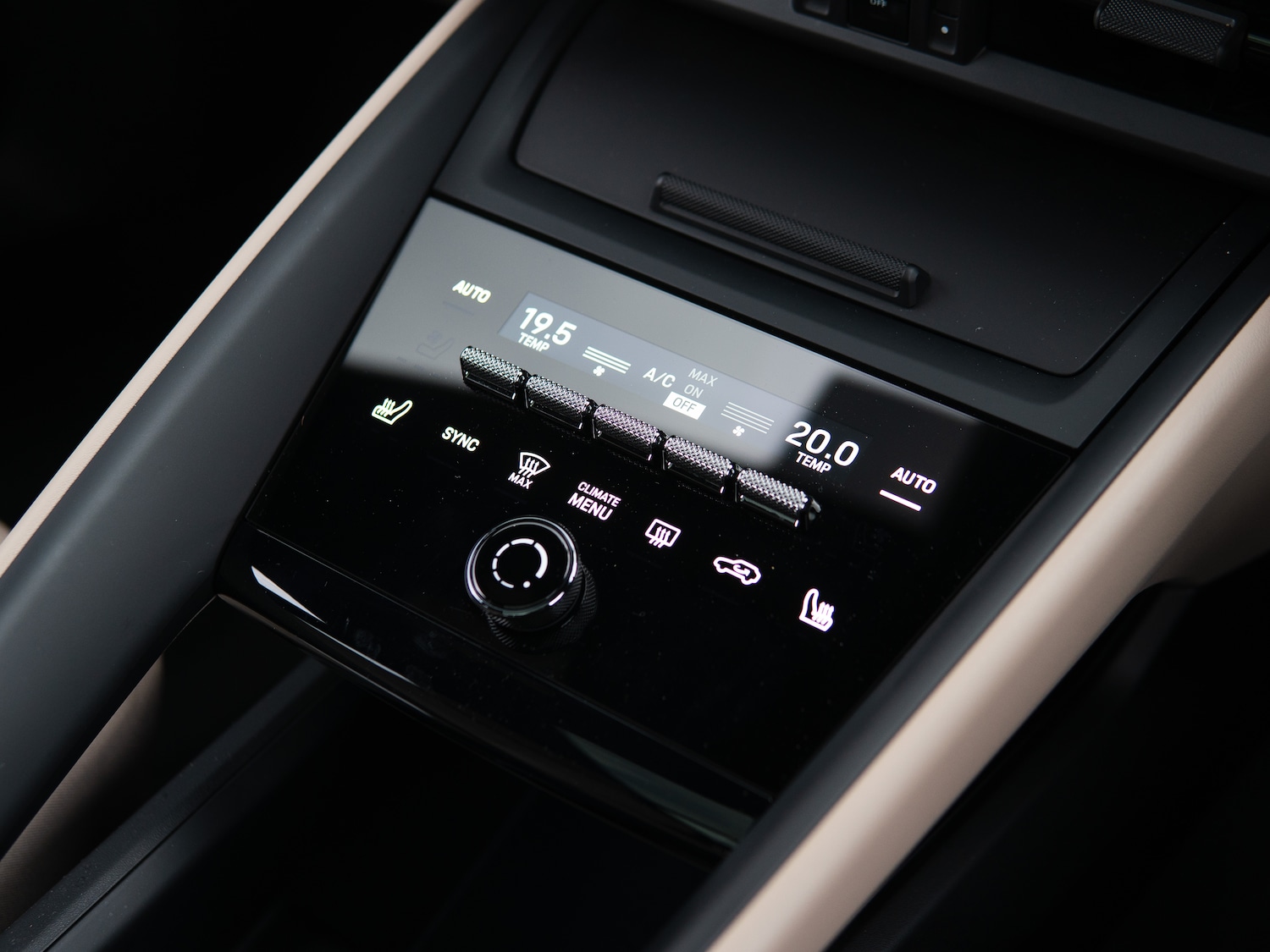 Used Porsche Macan 2024 for sale - 76767912: Photo 21