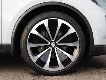 Used Porsche Macan 2024 for sale - 76767912: Photo