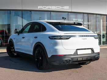 Used Porsche Cayenne 2023 for sale - 77966629: Photo