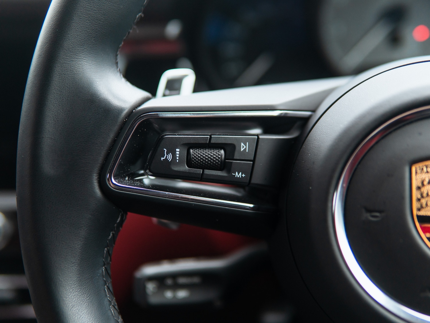 Used Porsche Macan 2024 for sale - 77494113: Photo 19