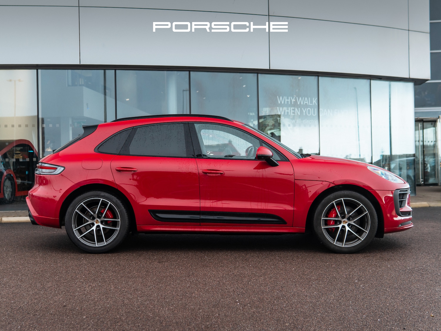 Used Porsche Macan 2024 for sale - 77494113: Photo 3
