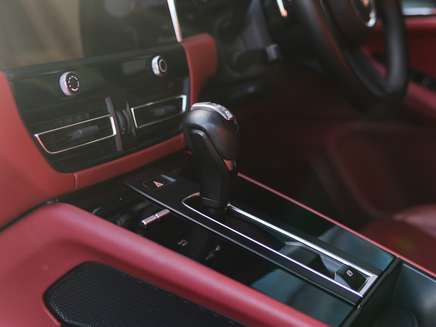 Used Porsche Macan 2023 for sale - 76355988: Photo 29
