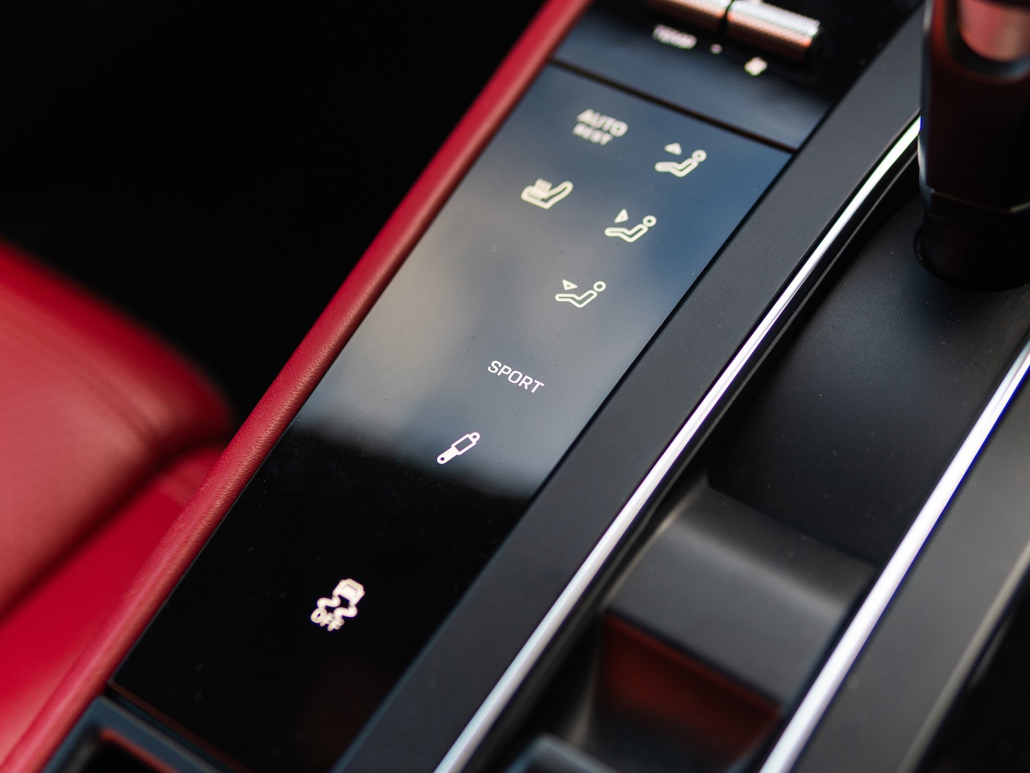 Used Porsche Macan 2023 for sale - 76355988: Photo 32