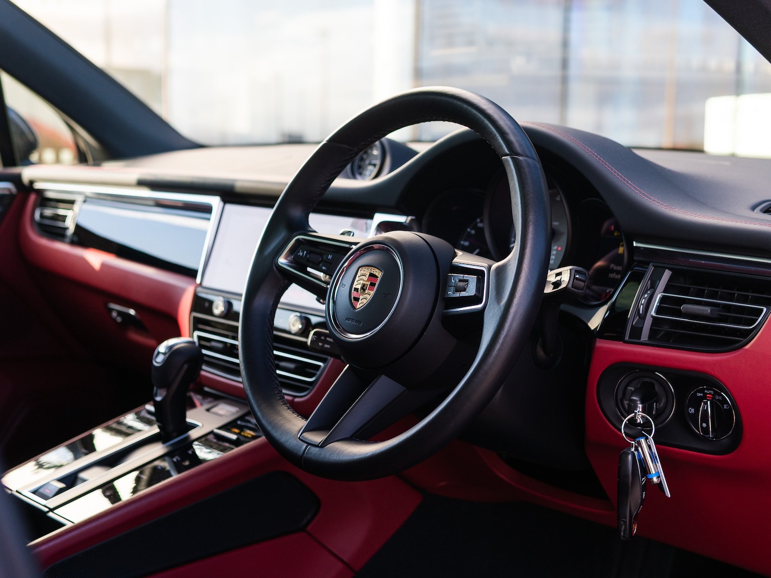 Used Porsche Macan 2023 for sale - 76355988: Photo 7