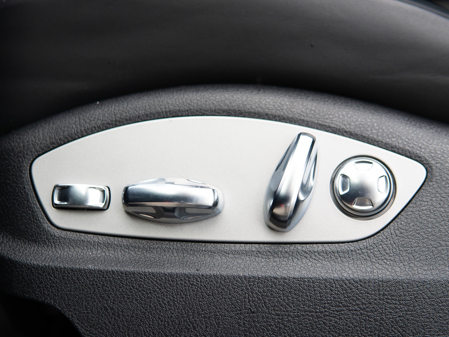 Used Porsche Macan 2022 for sale - 76469144: Photo 16