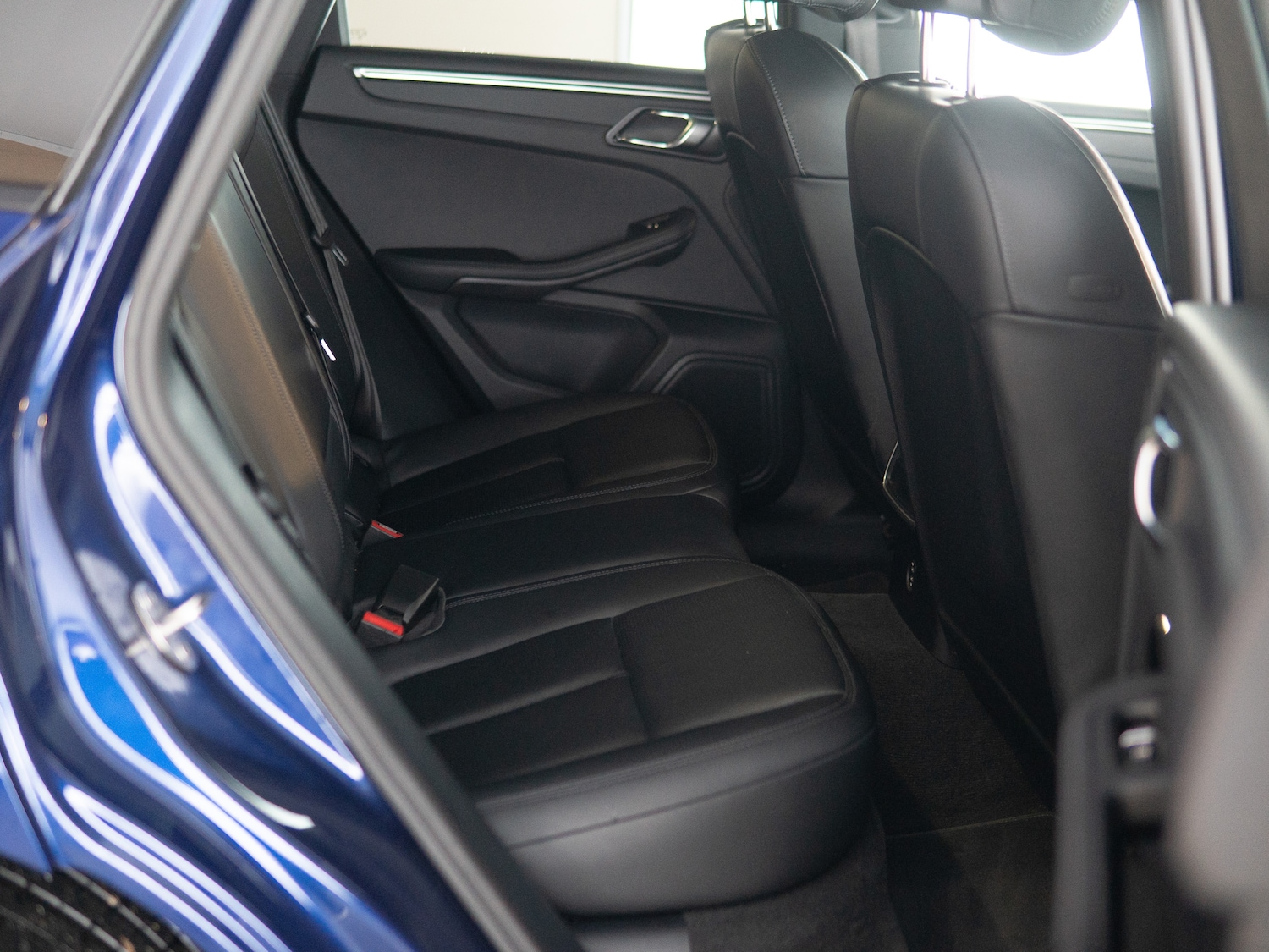 Used Porsche Macan 2023 for sale - 77026603: Photo 24