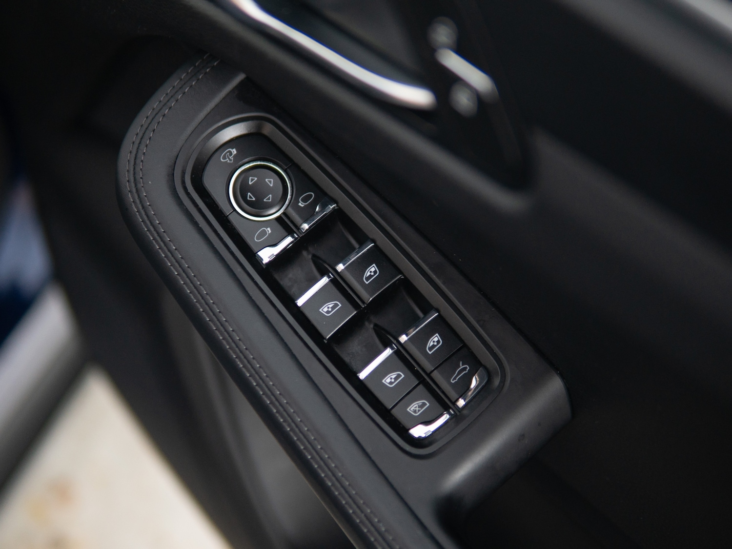 Used Porsche Macan 2023 for sale - 77026603: Photo 26