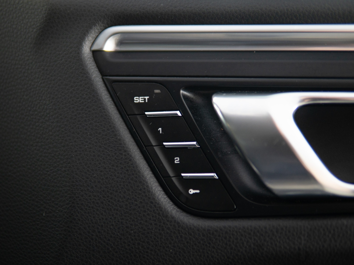 Used Porsche Macan 2023 for sale - 77026603: Photo 27