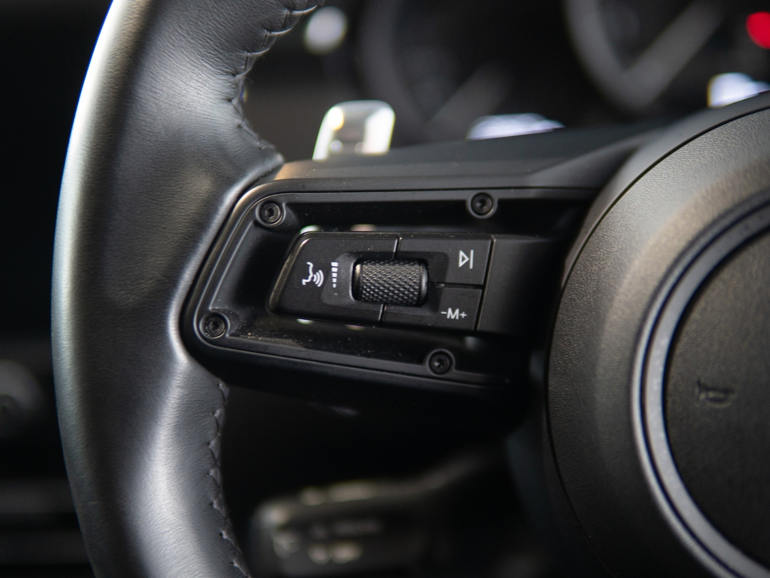 Used Porsche Macan 2023 for sale - 77026603: Photo 29