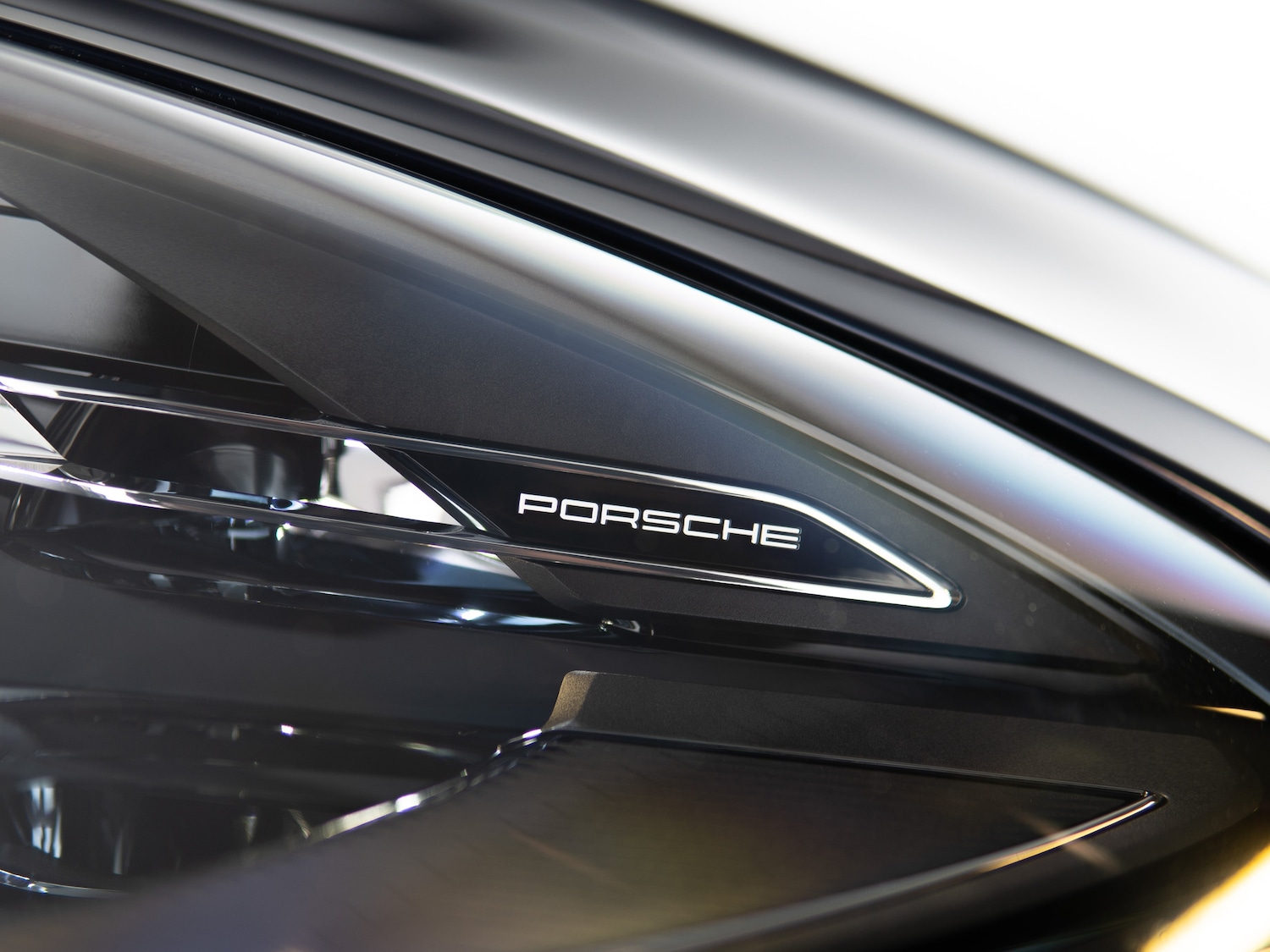 Used Porsche Macan 2023 for sale - 77026603: Photo 34