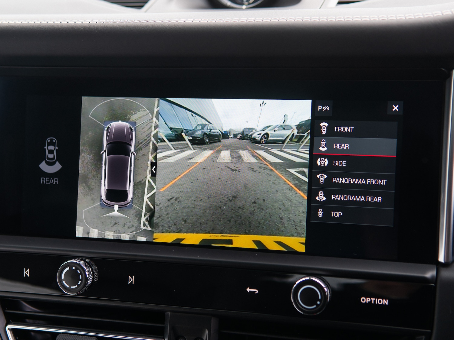 Used Porsche Macan 2023 for sale - 78123907: Photo 12