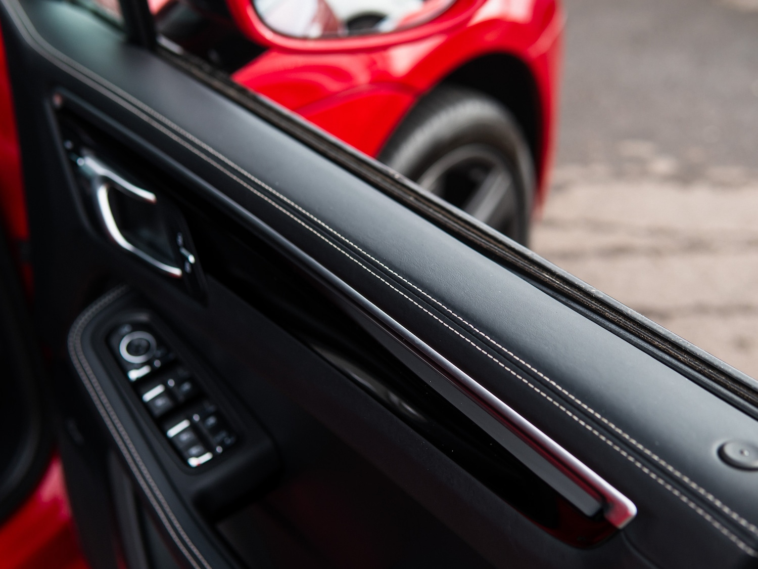 Used Porsche Macan 2023 for sale - 78123907: Photo 19