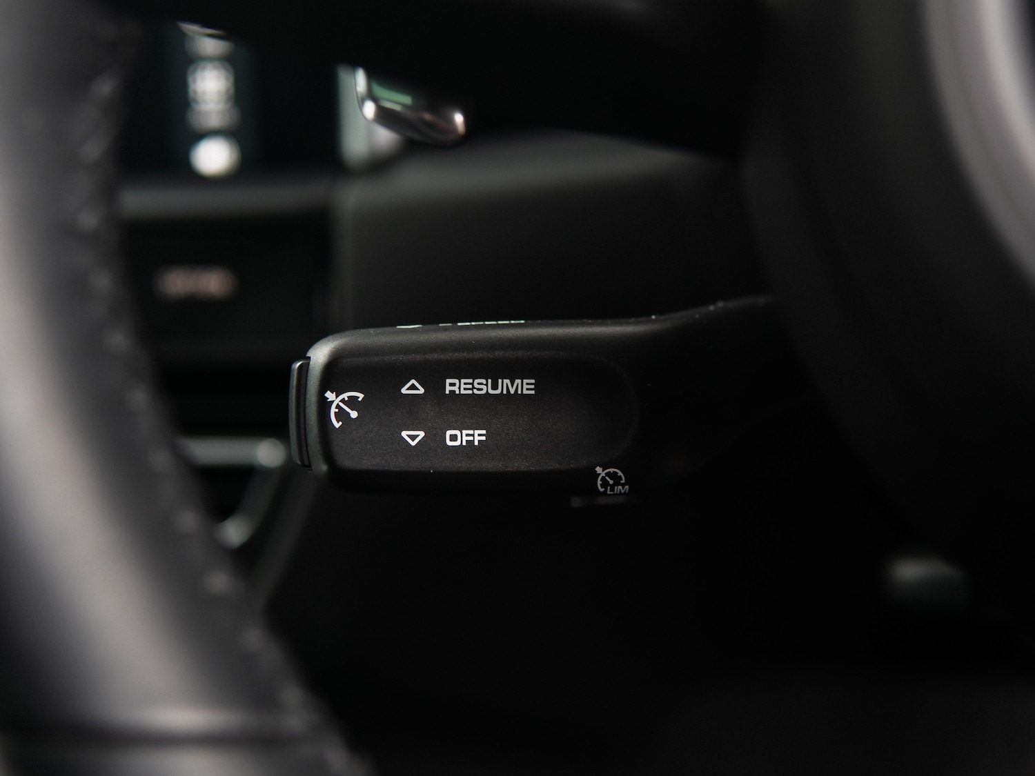 Used Porsche Macan 2023 for sale - 78123907: Photo 26