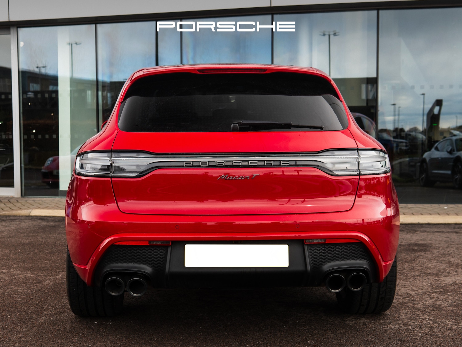 Used Porsche Macan 2023 for sale - 78123907: Photo 5