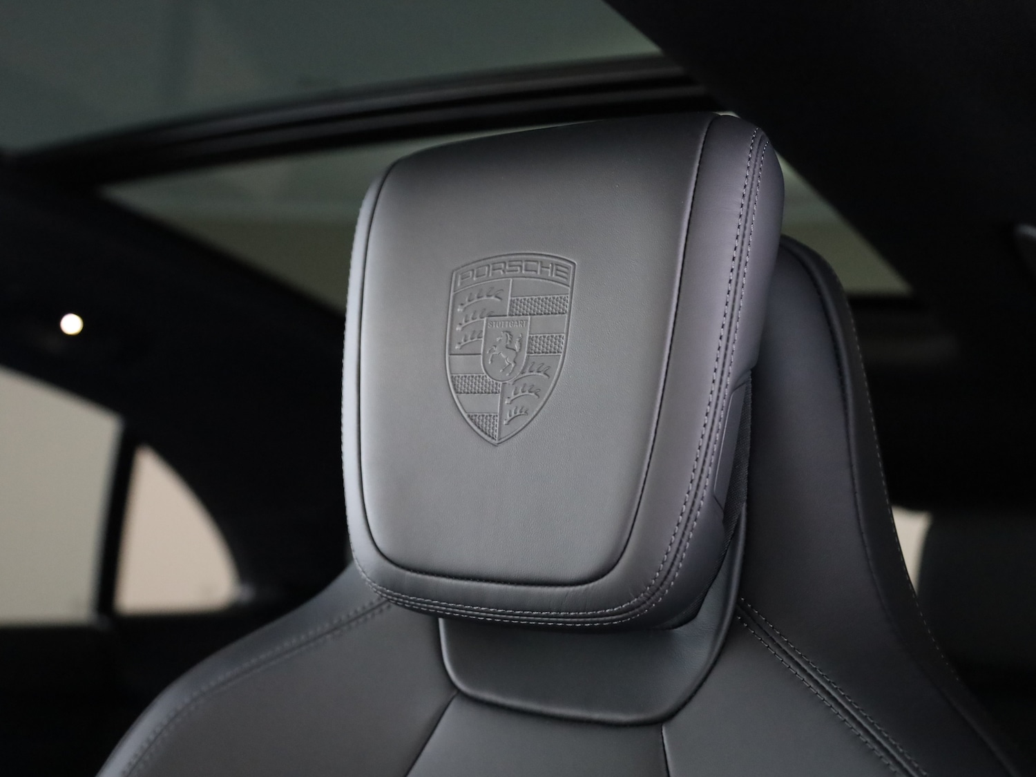 Used Porsche Macan 2025 for sale - 76653789: Photo 15