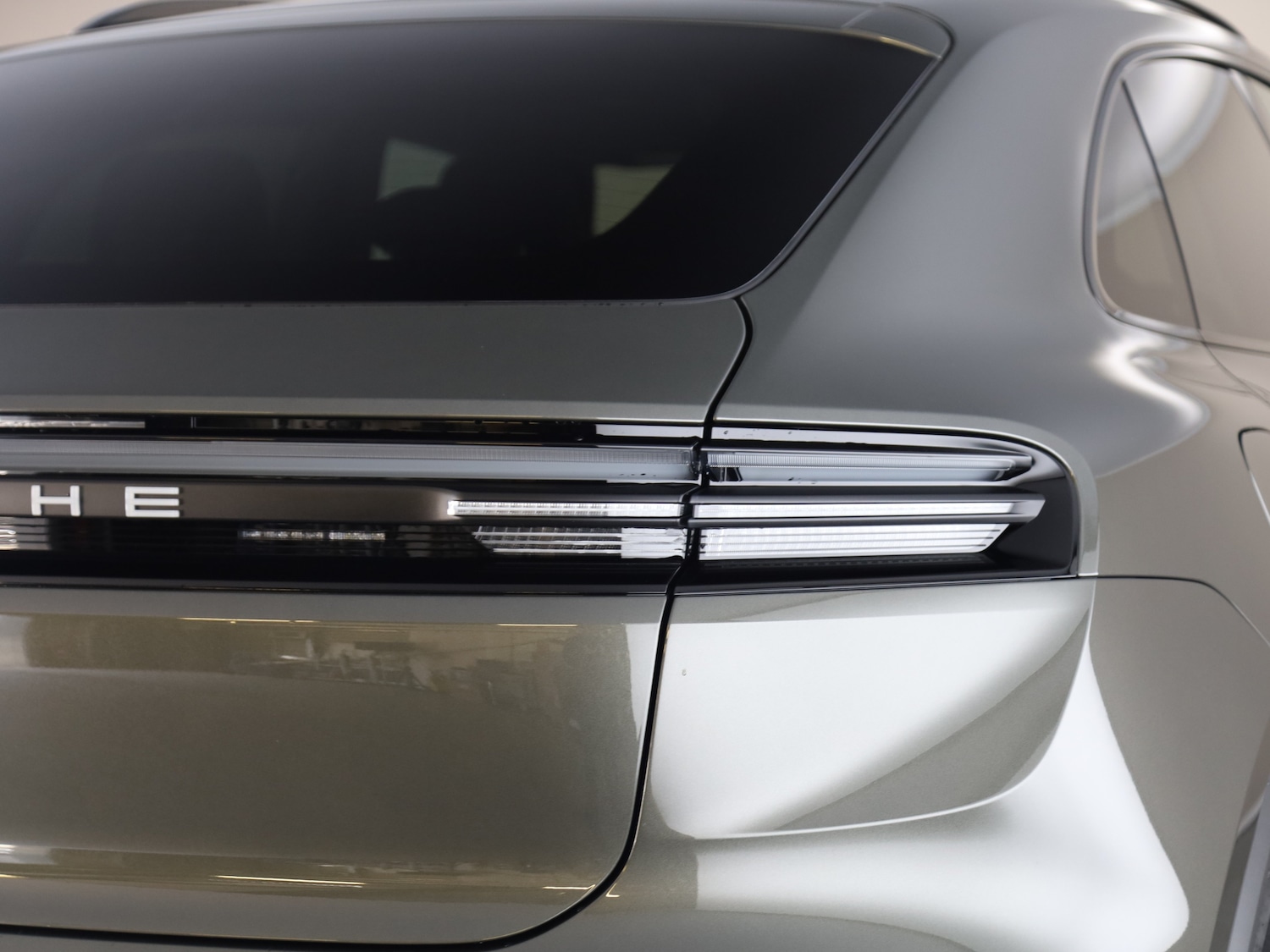 Used Porsche Macan 2025 for sale - 76653789: Photo 17