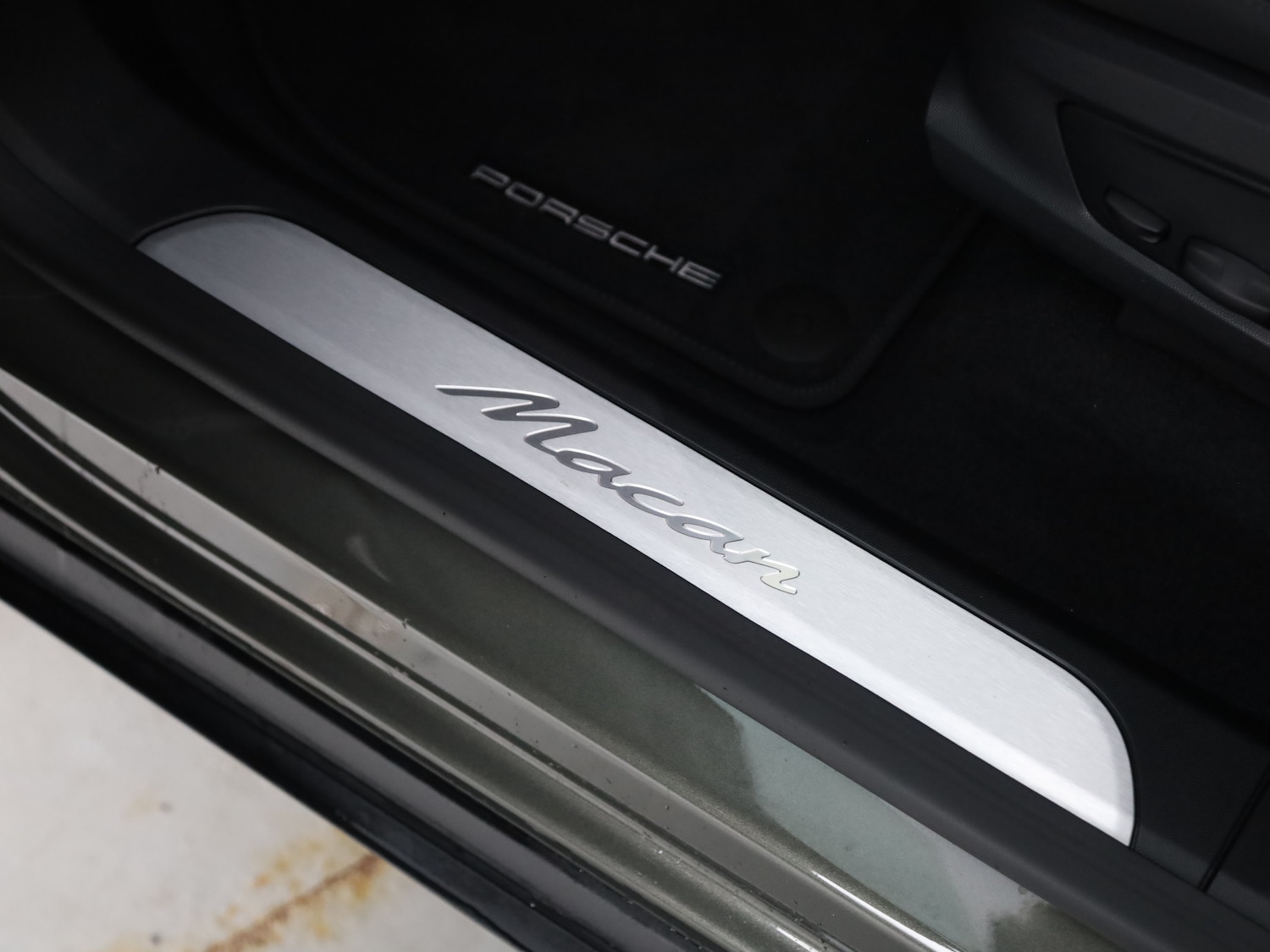 Used Porsche Macan 2025 for sale - 76653789: Photo 23