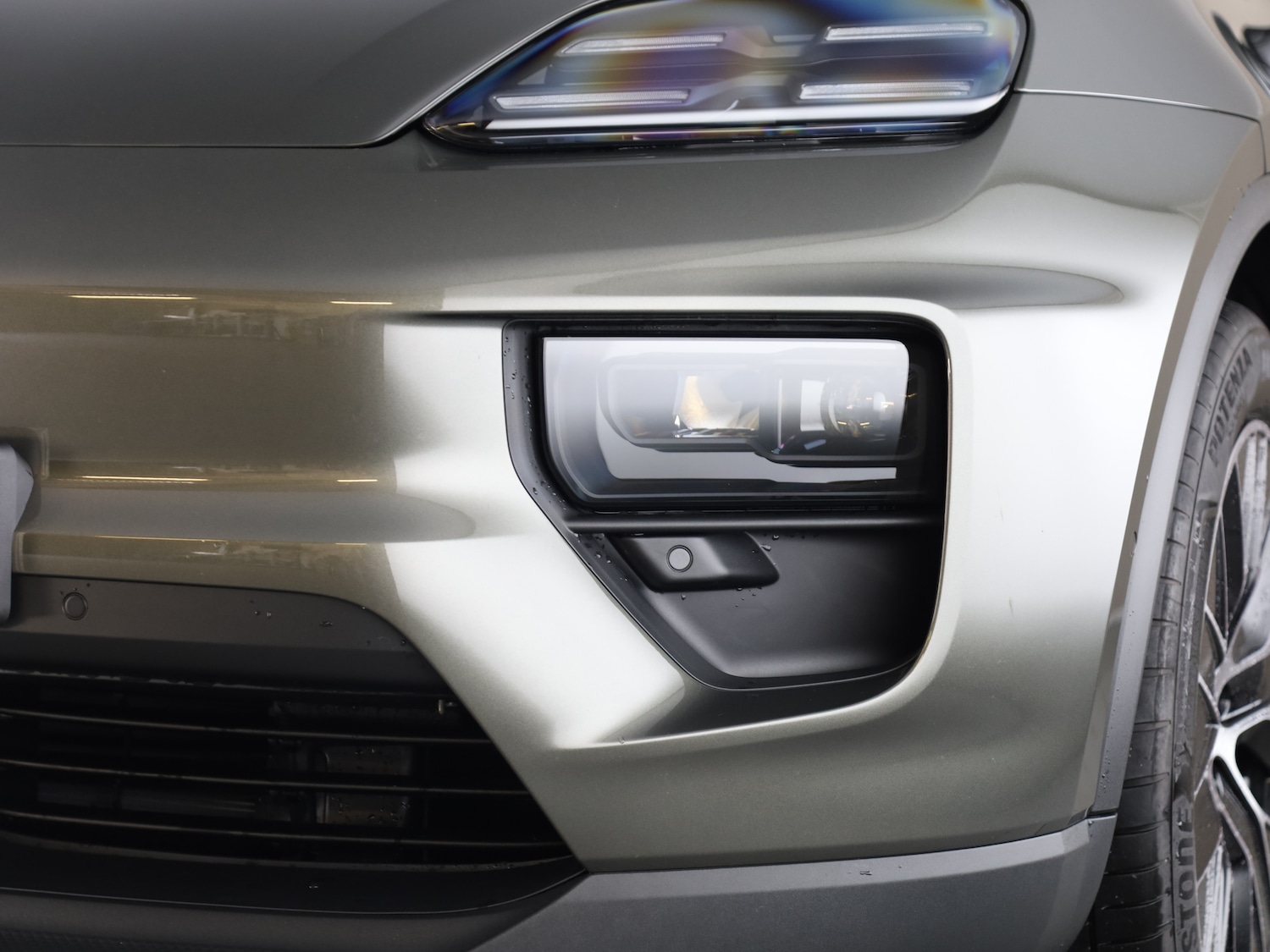 Used Porsche Macan 2025 for sale - 76653789: Photo 24