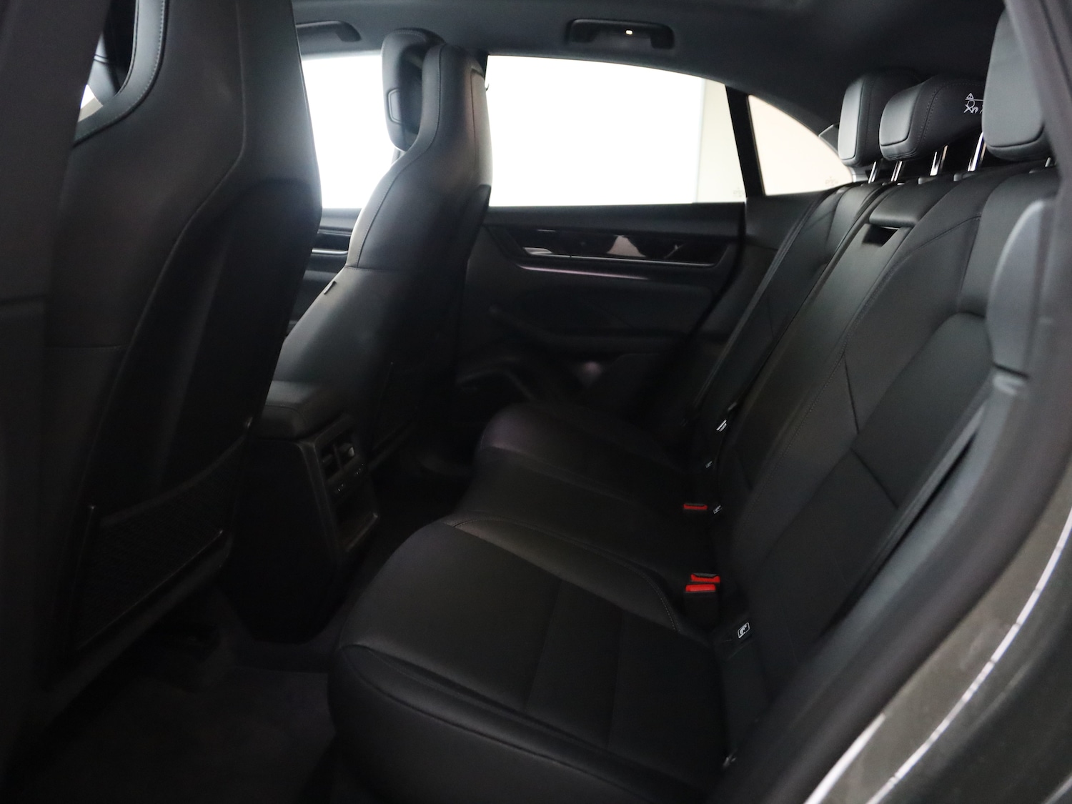 Used Porsche Macan 2025 for sale - 76653789: Photo 27
