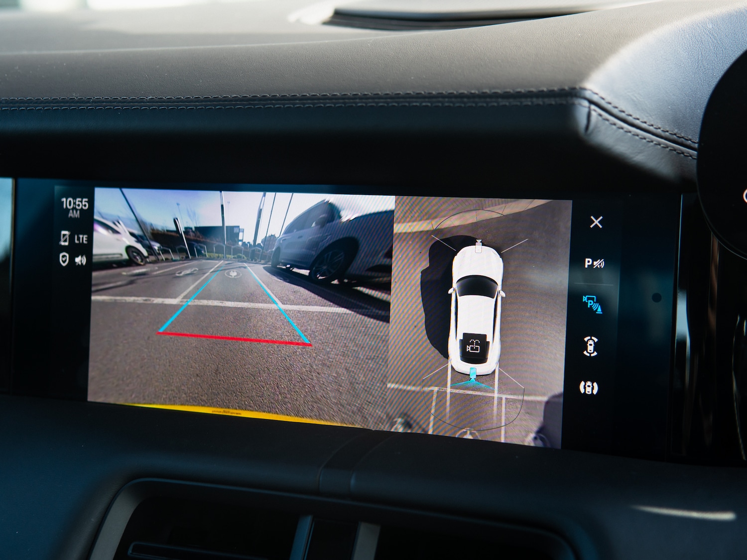 Used Porsche Taycan 2023 for sale - 77966631: Photo 10