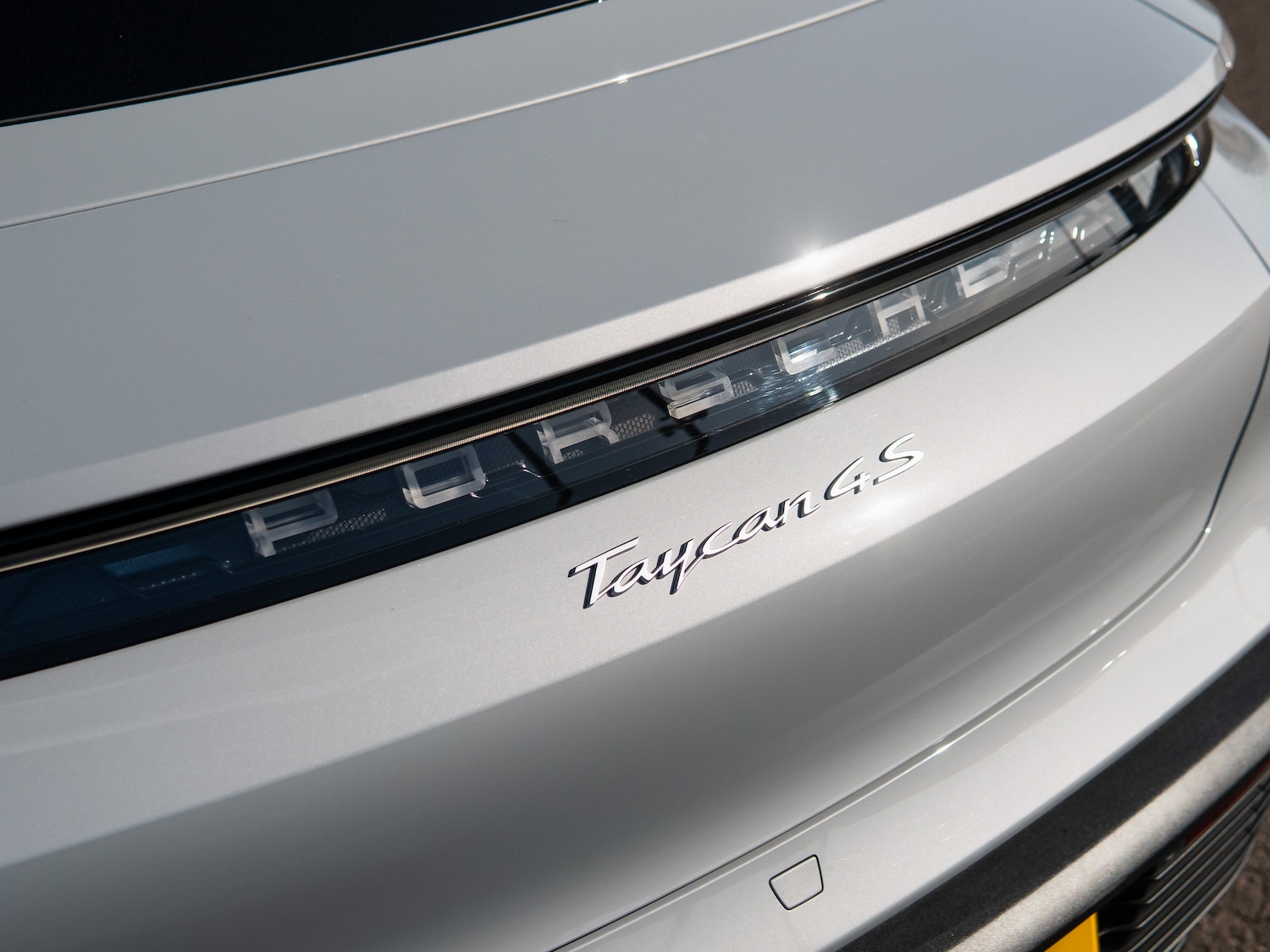 Used Porsche Taycan 2023 for sale - 77966631: Photo 11