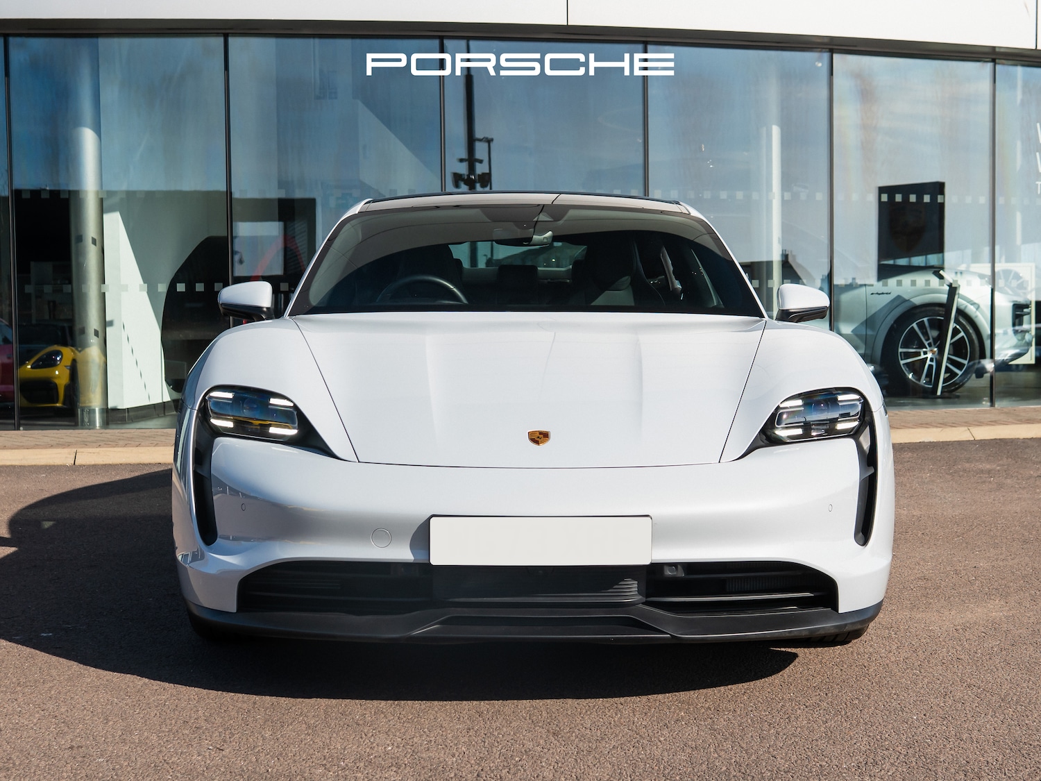 Used Porsche Taycan 2023 for sale - 77966631: Photo 5