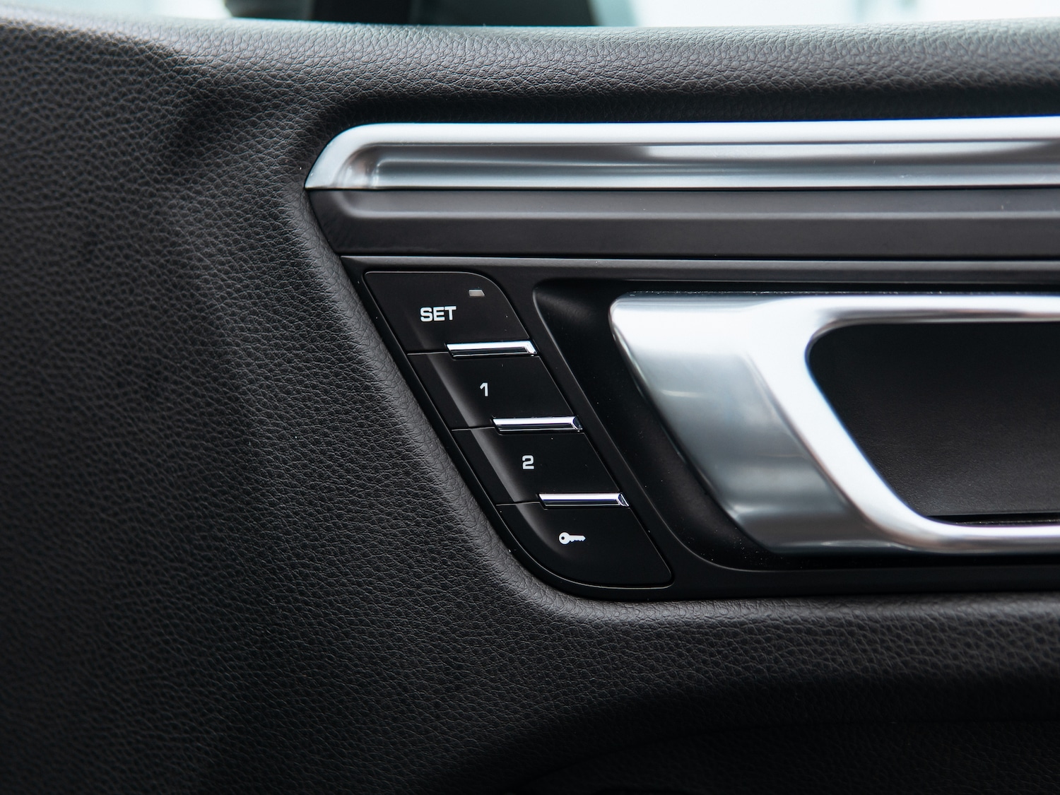 Used Porsche Macan 2018 for sale - 76481269: Photo 12