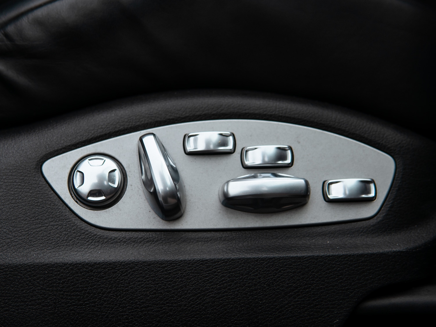 Used Porsche Macan 2018 for sale - 76481269: Photo 9