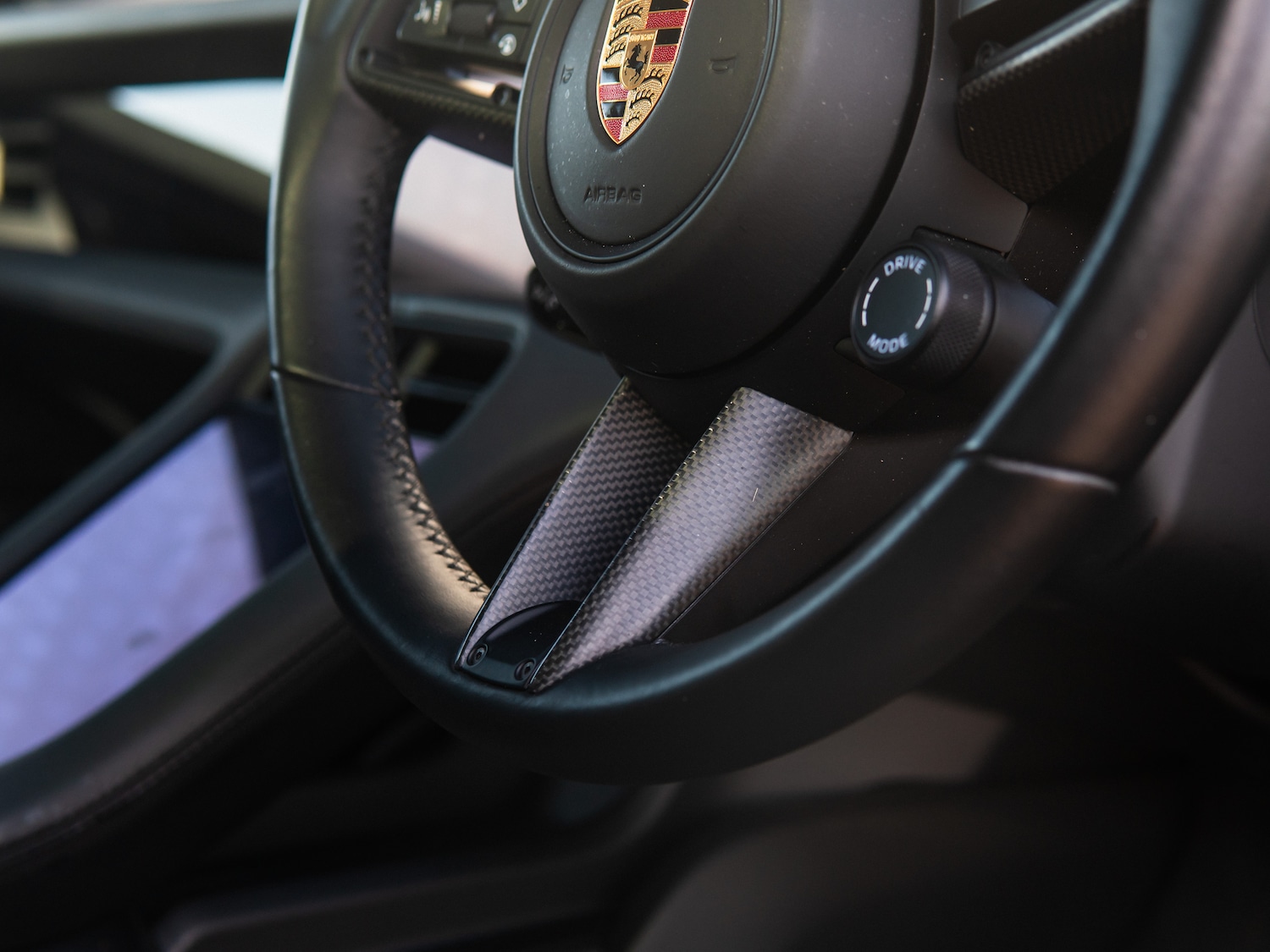 Used Porsche Taycan 2023 for sale - 77966630: Photo 11