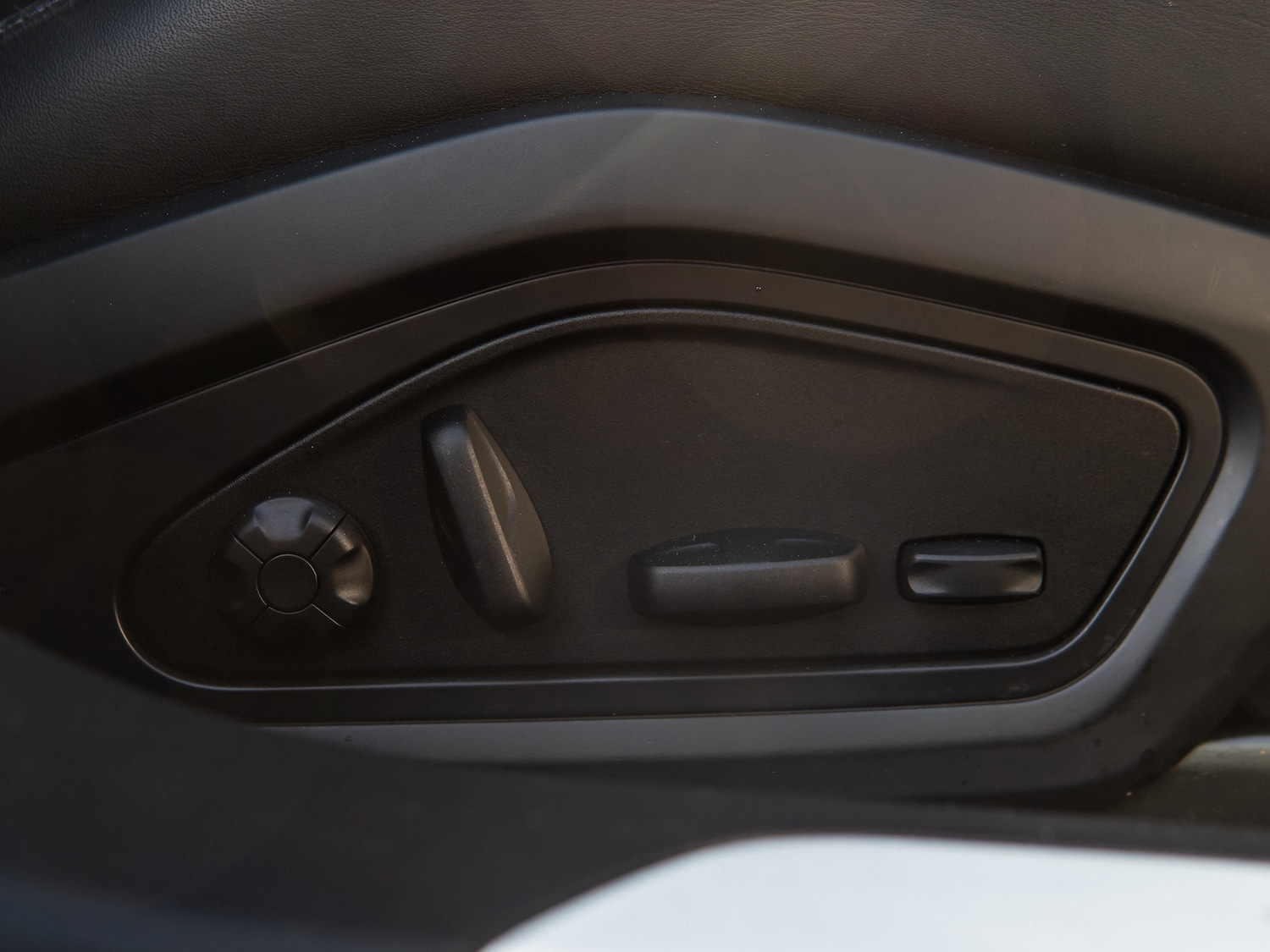 Used Porsche Taycan 2023 for sale - 77966630: Photo 22