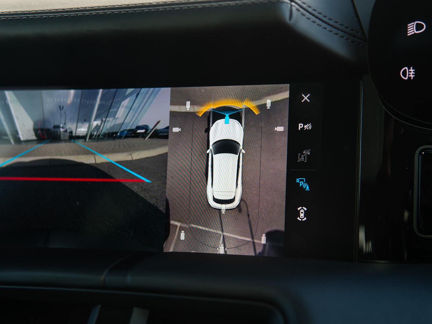 Used Porsche Taycan 2023 for sale - 77966630: Photo 26