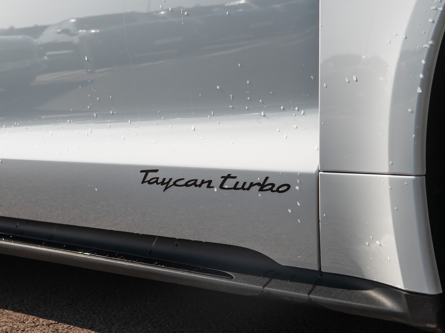 Used Porsche Taycan 2023 for sale - 77966630: Photo 31