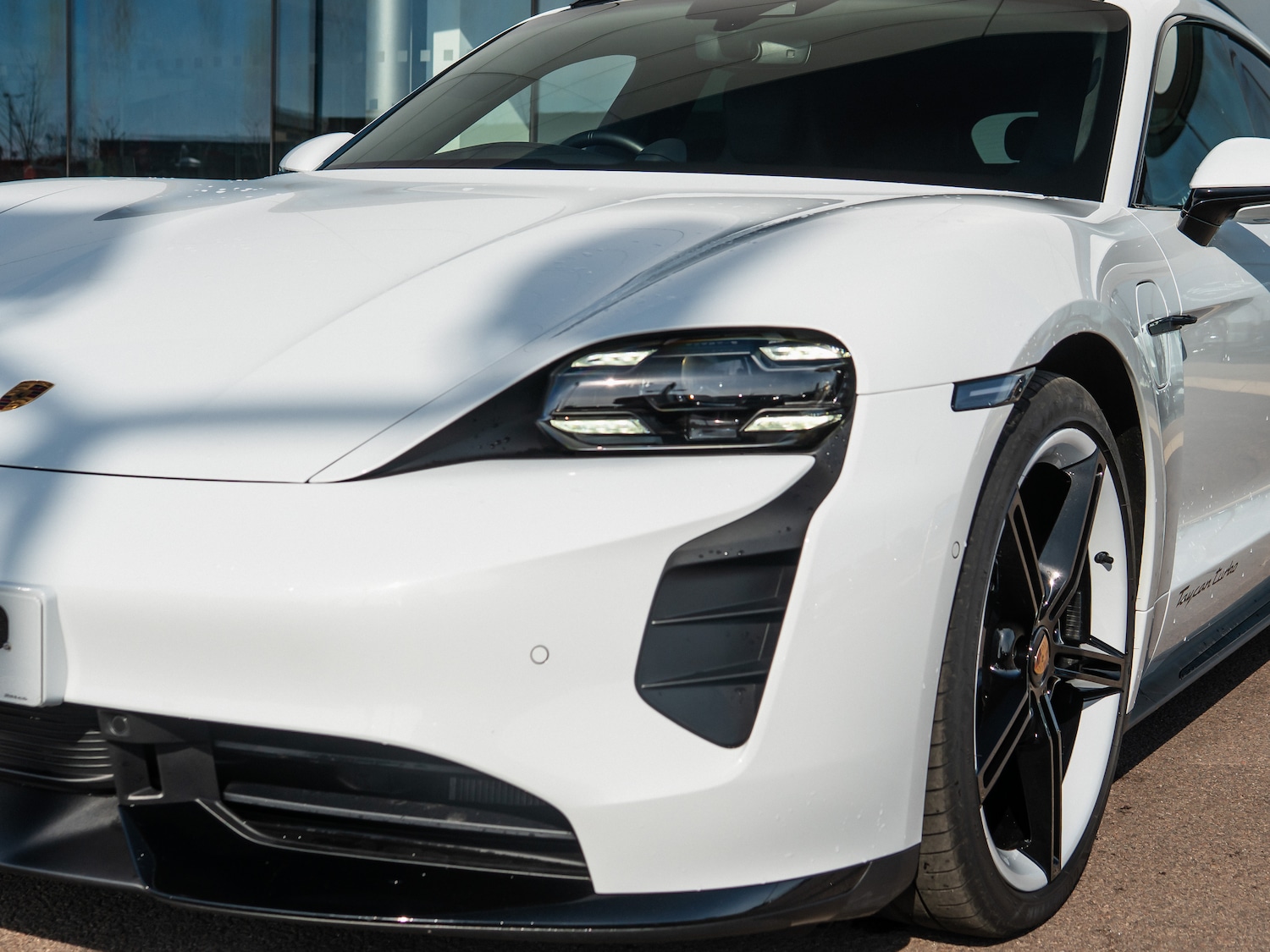 Used Porsche Taycan 2023 for sale - 77966630: Photo 41