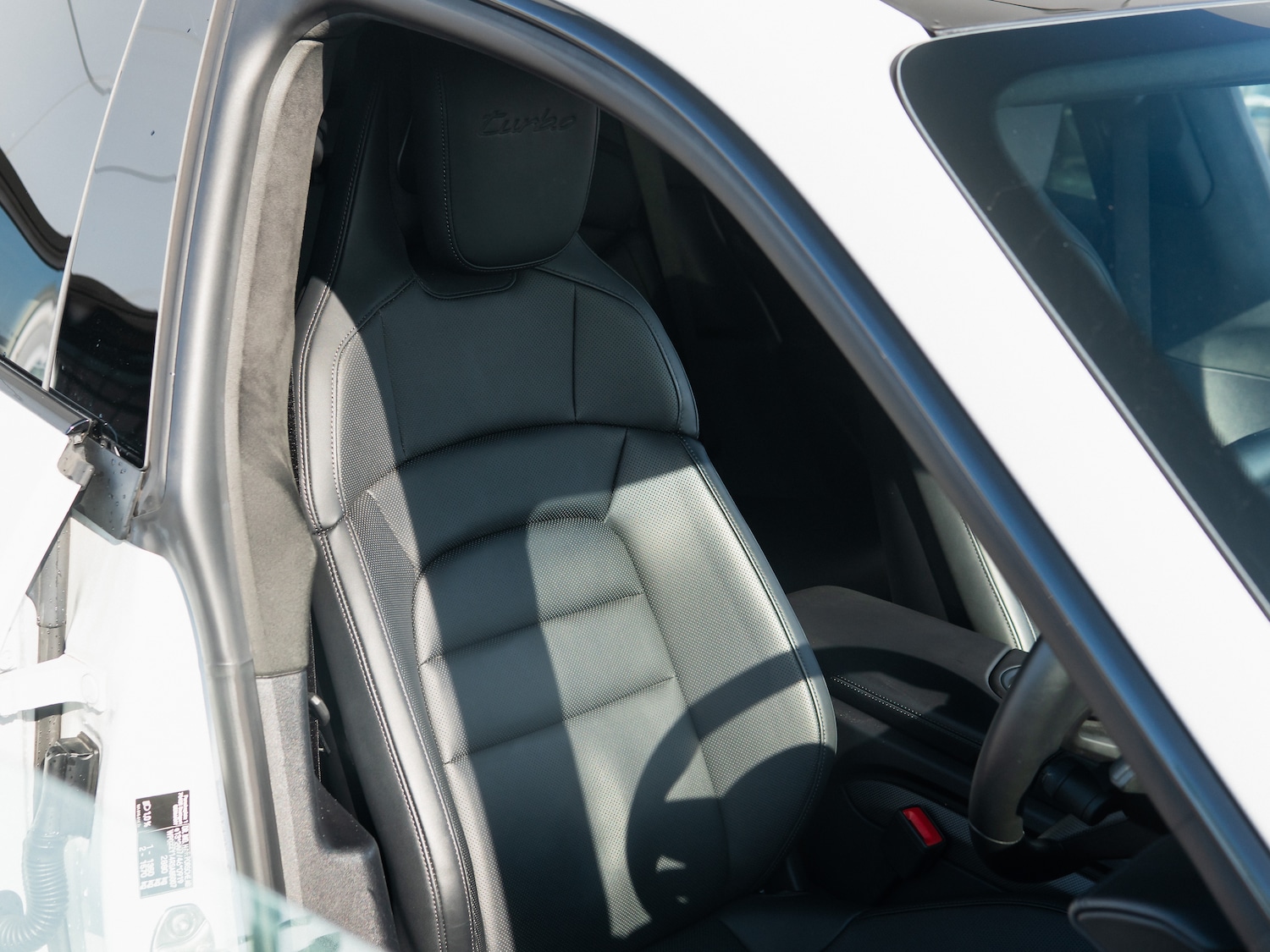 Used Porsche Taycan 2023 for sale - 77966630: Photo 44