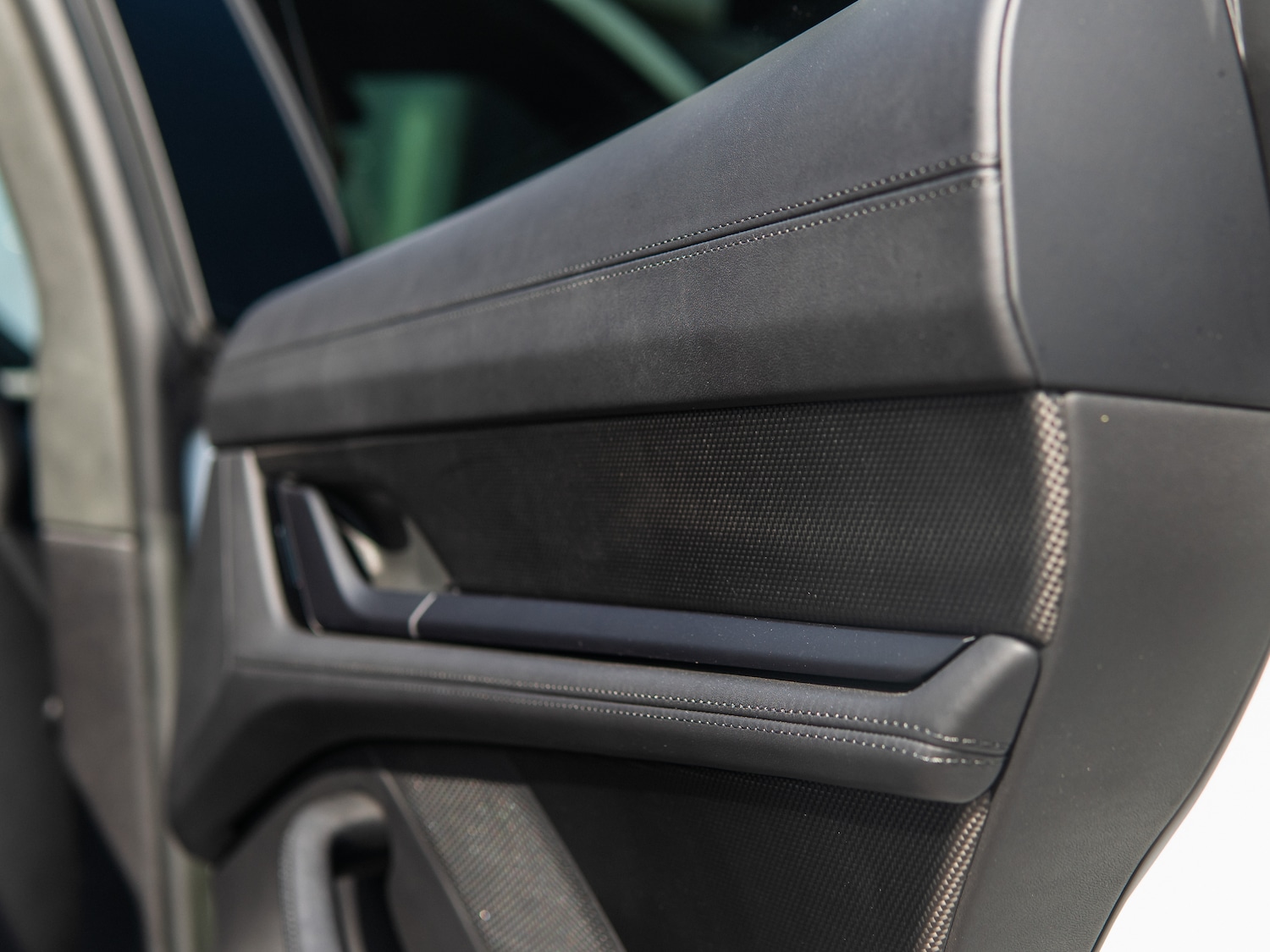 Used Porsche Taycan 2023 for sale - 77966630: Photo 46