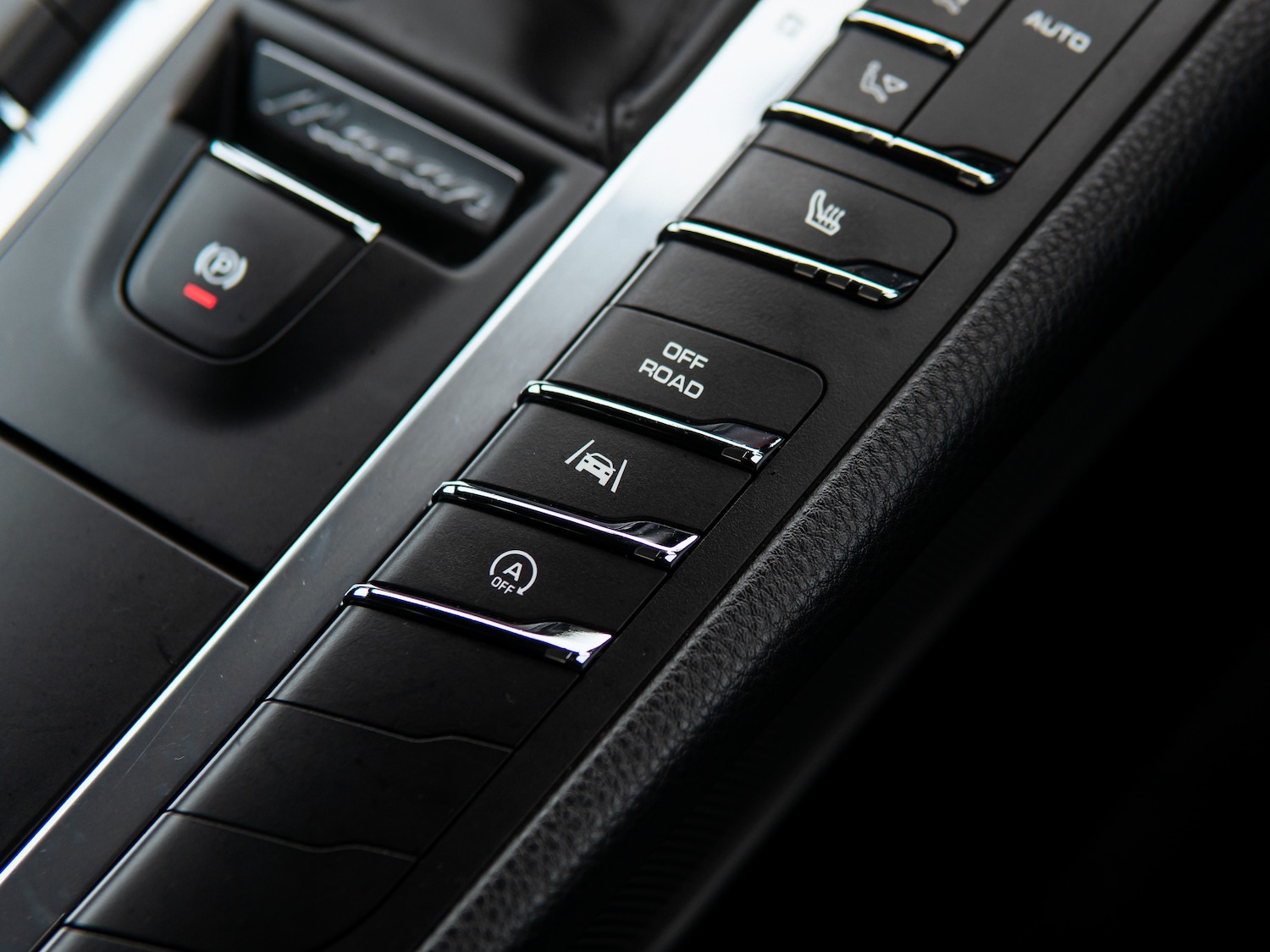 Used Porsche Macan 2017 for sale - 76469142: Photo 24