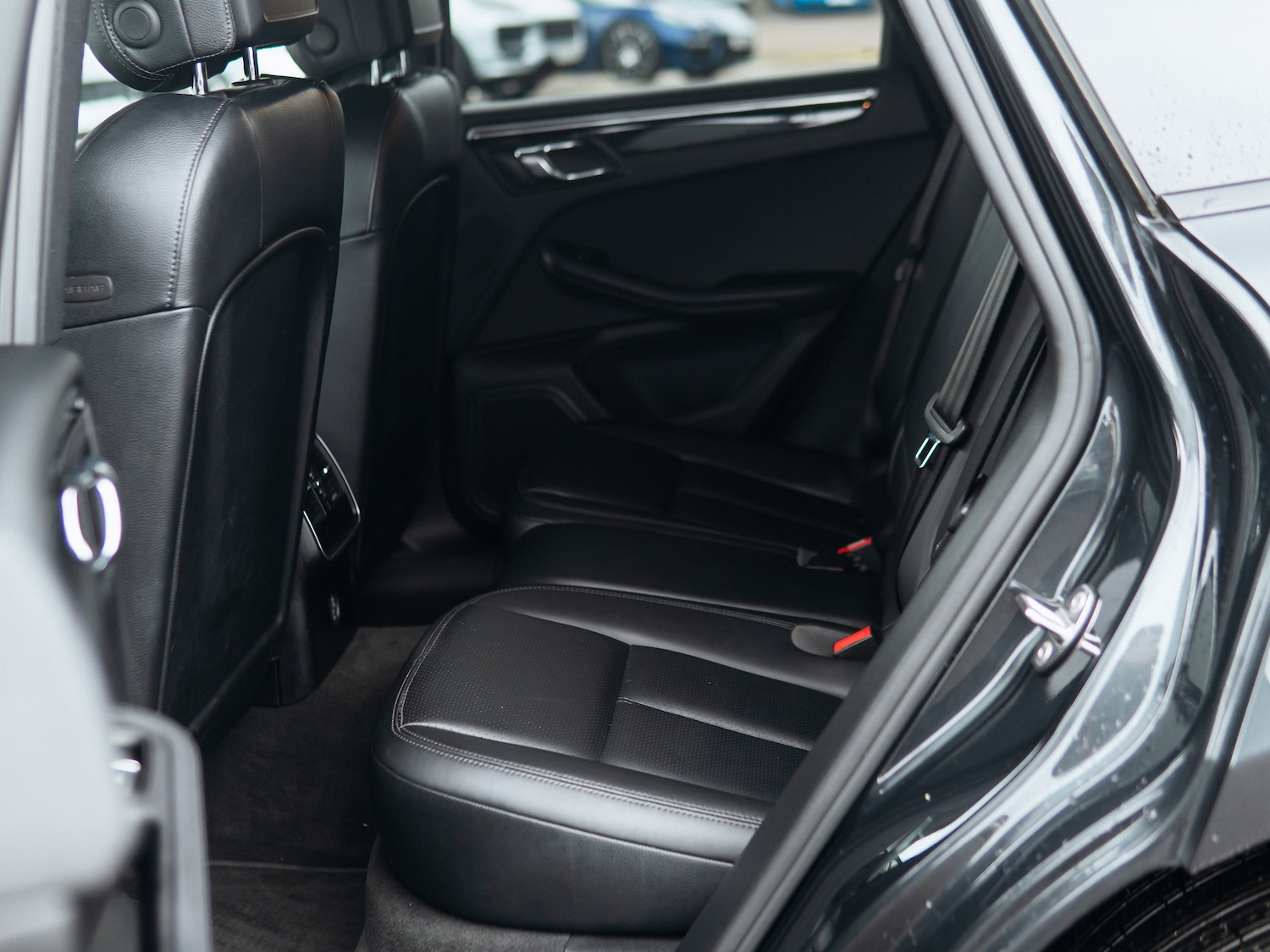 Used Porsche Macan 2017 for sale - 76469142: Photo 32