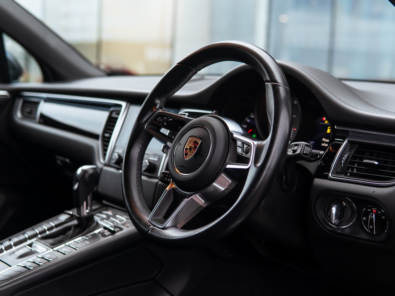 Used Porsche Macan 2017 for sale - 76469142: Photo 6