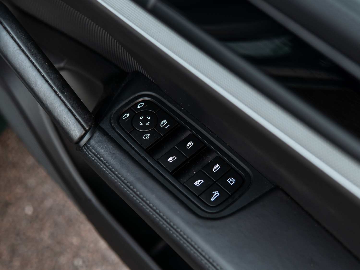 Used Porsche Cayenne 2024 for sale - 76546009: Photo 16