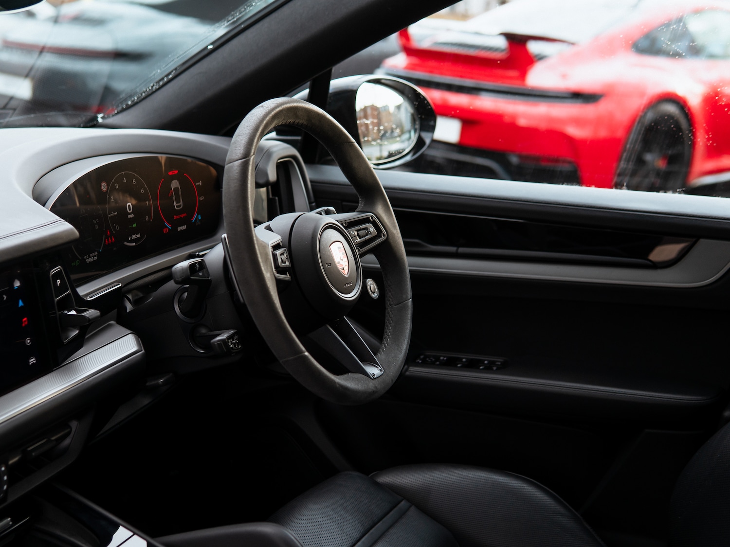 Used Porsche Cayenne 2024 for sale - 76546009: Photo 28