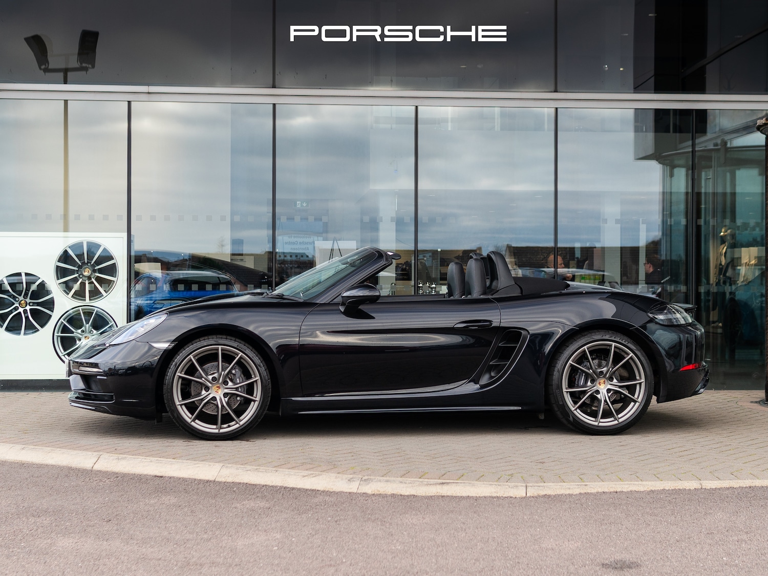 Used Porsche 718 Boxster 2024 for sale - 76197116: Photo 5