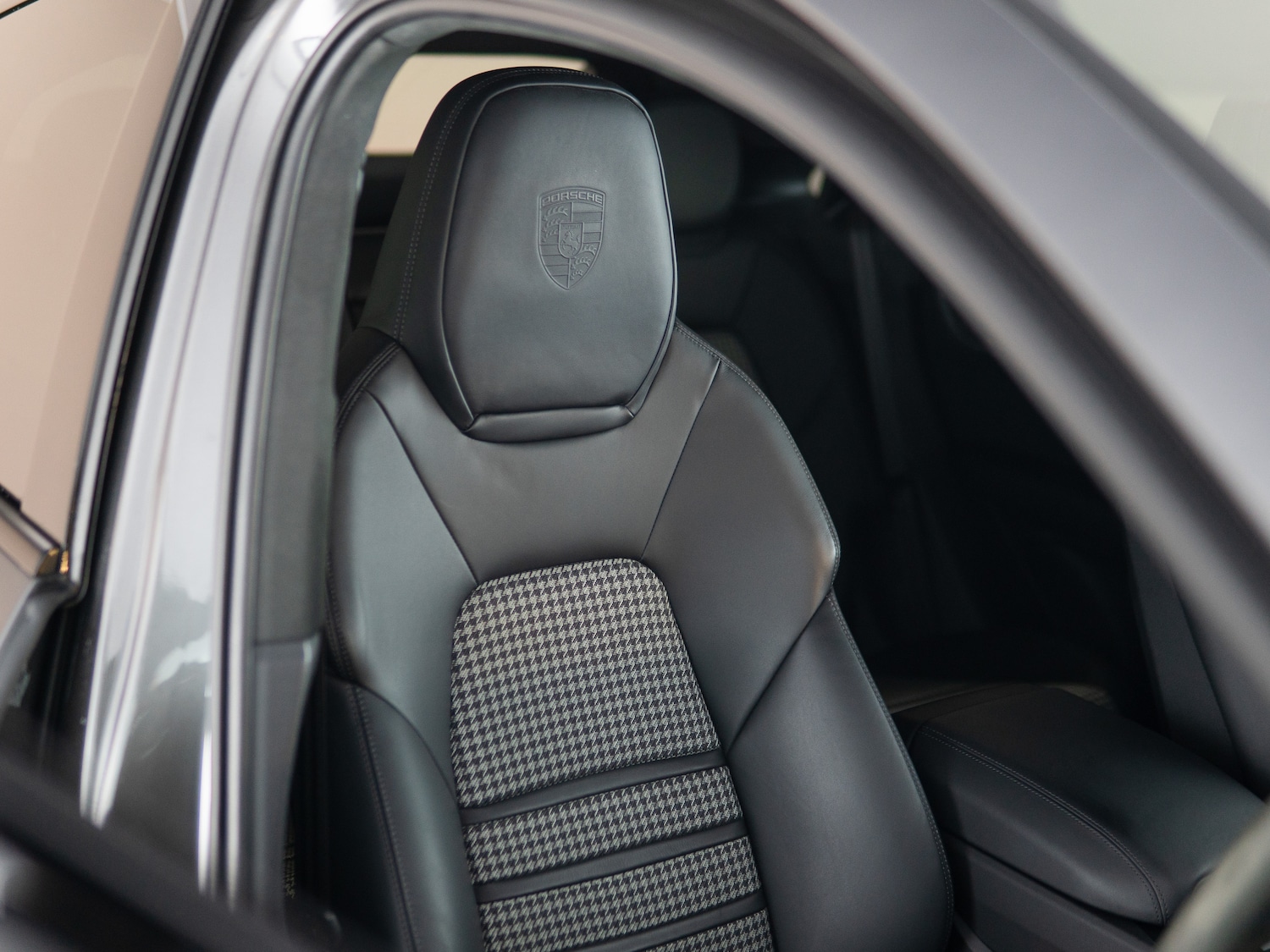 Used Porsche Cayenne 2024 for sale - 77026606: Photo 10