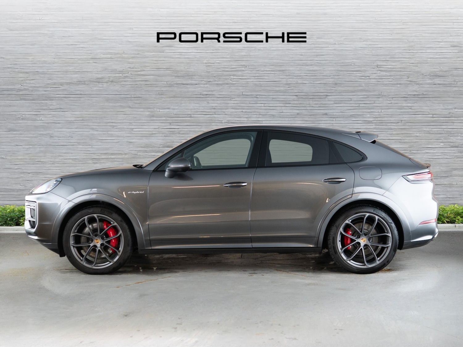 Used Porsche Cayenne 2024 for sale - 77026606: Photo 4